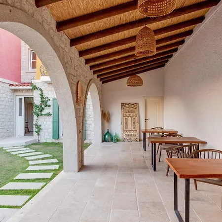 Lika Hotel